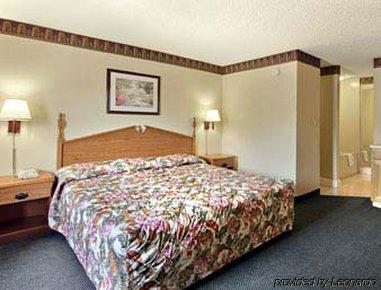 Super 8 Newnan Hotell Rom bilde